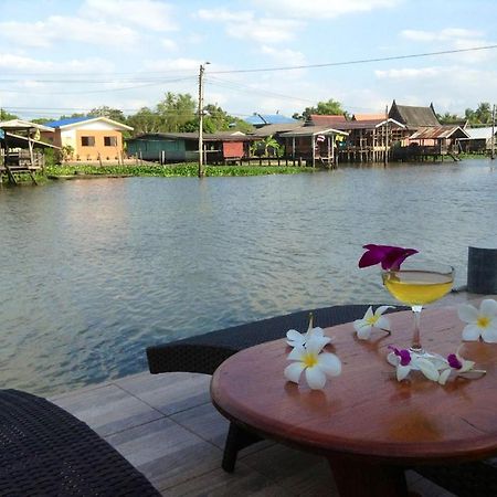 Reunrimnam Resort Nonthaburi Exterior foto